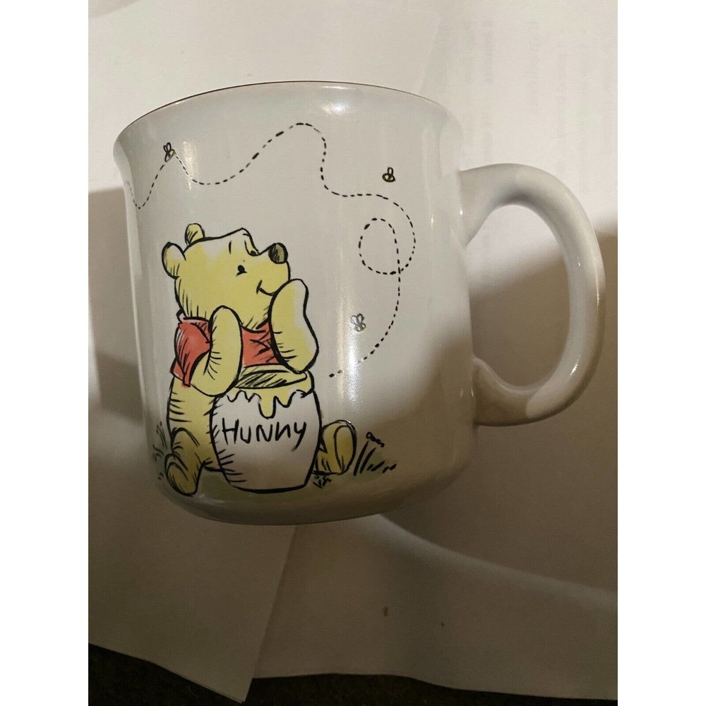 Disney Winnie the Pooh, Piglet and the Hunny Pot Ceramic Coffee Mug 20 oz